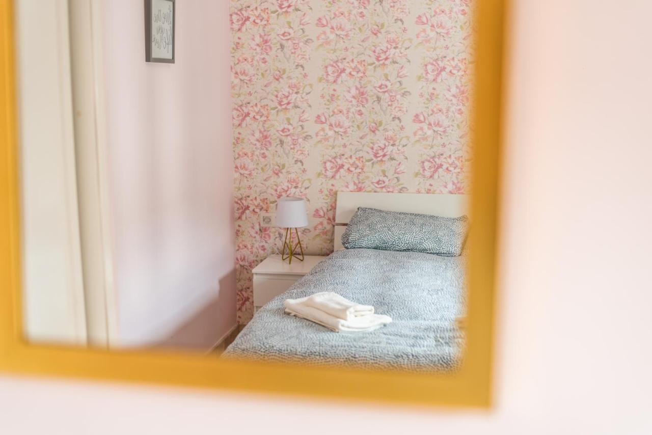 גרנדה Tuguest Isabel La Catolica II Apartment מראה חיצוני תמונה
