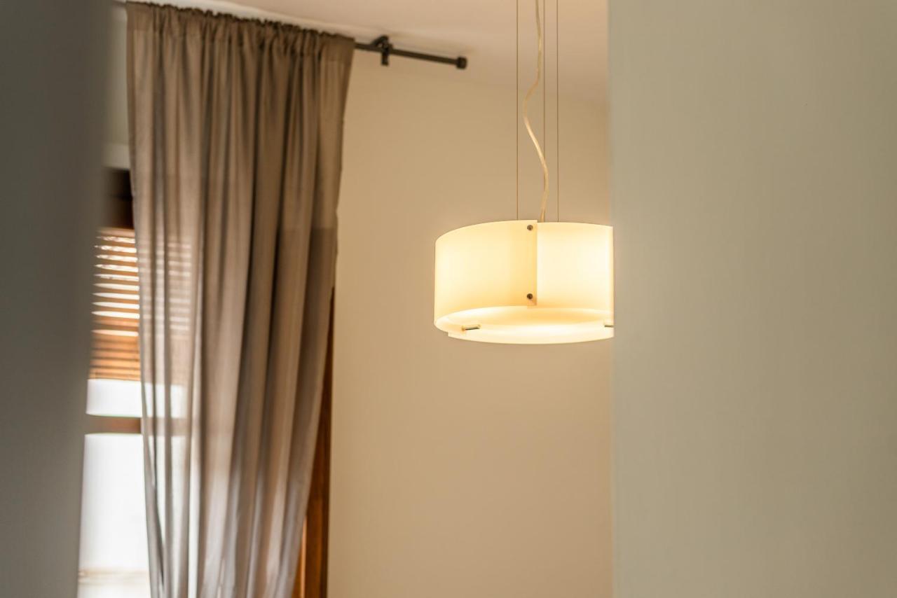 גרנדה Tuguest Isabel La Catolica II Apartment מראה חיצוני תמונה