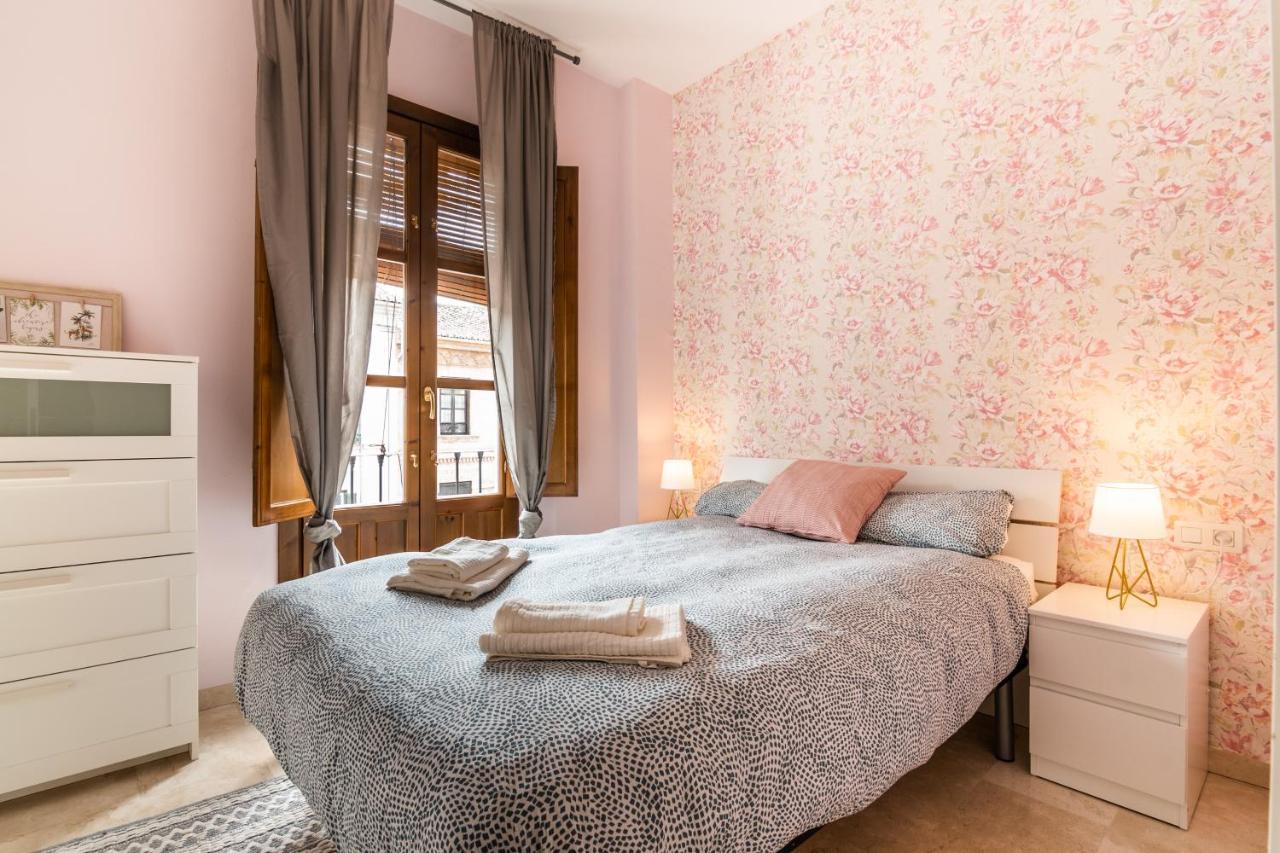 גרנדה Tuguest Isabel La Catolica II Apartment מראה חיצוני תמונה